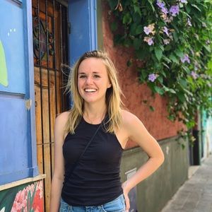 Meet your Posher, Julie